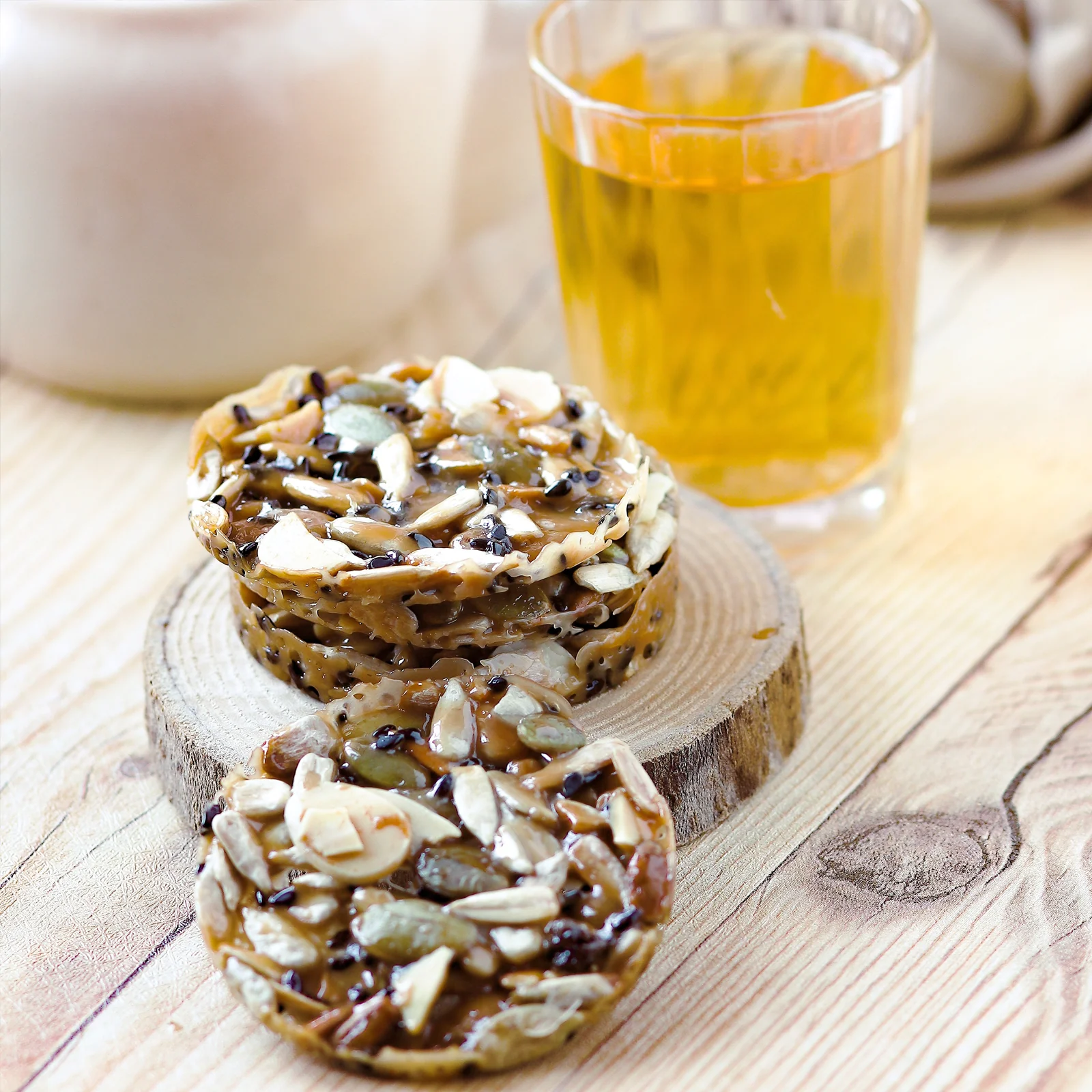 Sonnenblumenkerne geschält (1000g) - Image 5